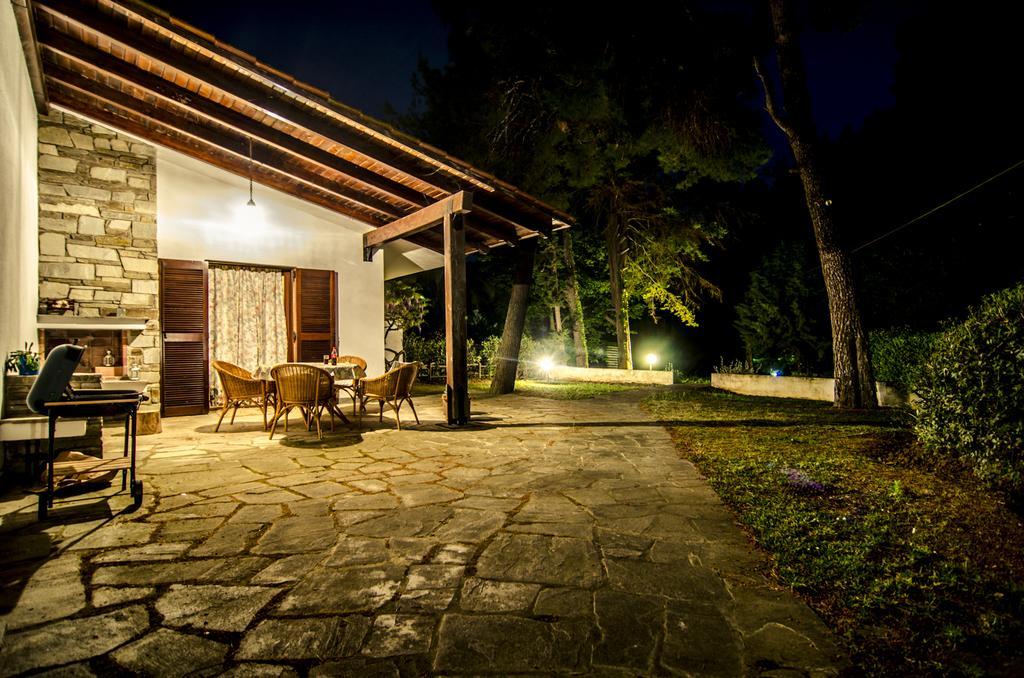 Beautiful Holiday Villa In Sani Сани Бийч Екстериор снимка