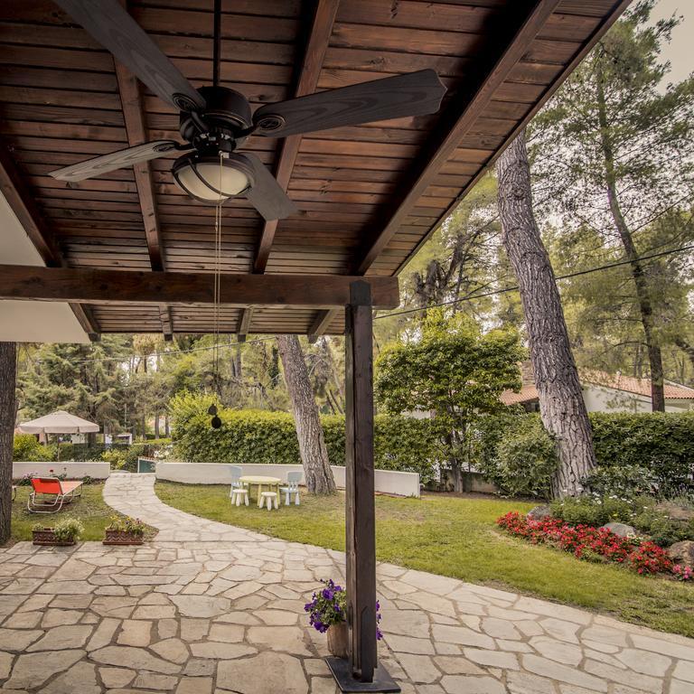 Beautiful Holiday Villa In Sani Сани Бийч Екстериор снимка